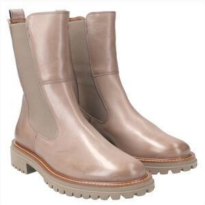 Beige leather boots. Brand New.